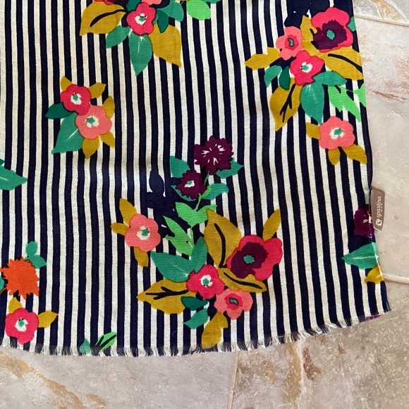 Spartina 449 28 Shelter Cove scarf - Picture 3 of 5